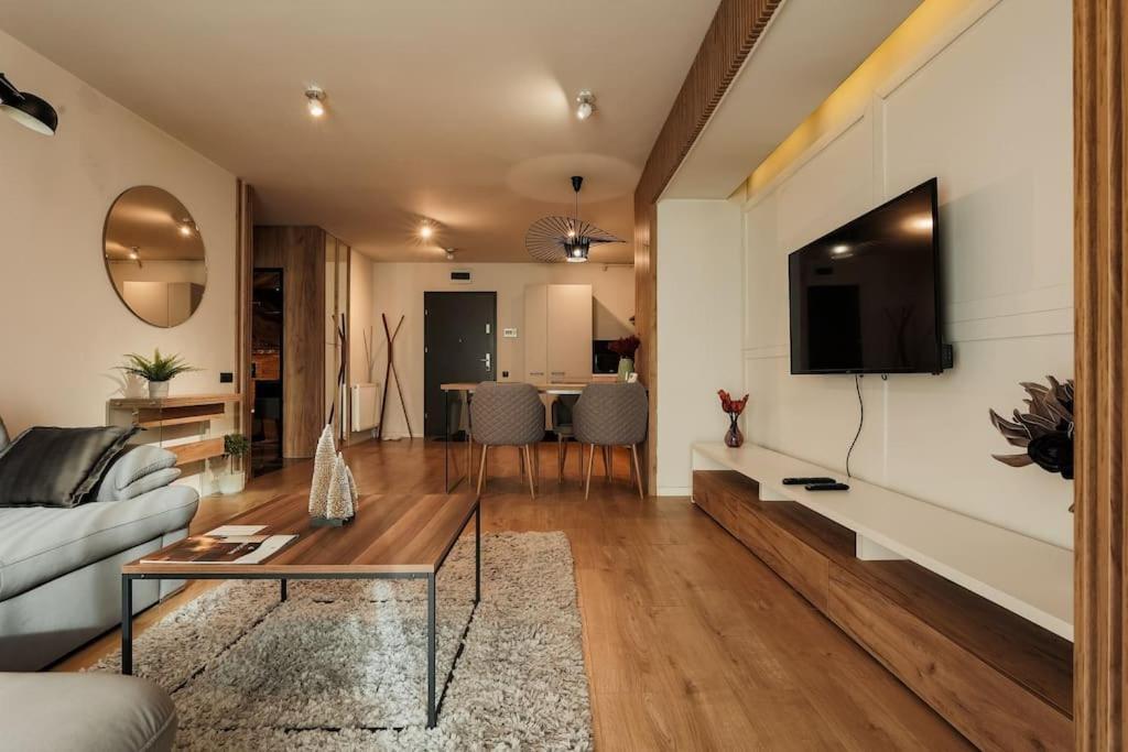 Nest Inn Magic Apartment Cluj-Napoca Exterior photo